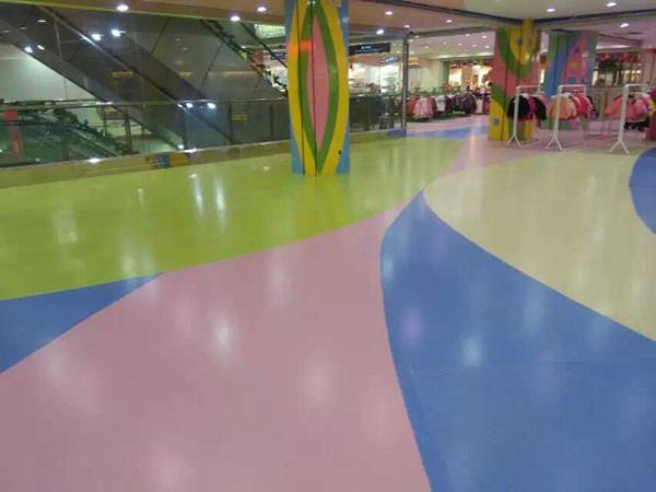 北方安裝地暖的地面適合鋪裝PVC塑膠地板(圖1) 北方安裝地暖的地面適合鋪裝PVC塑膠地板(圖1)